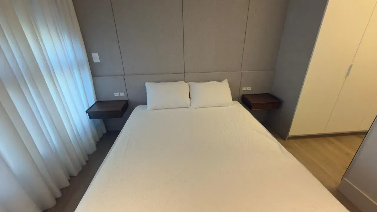 Apartamento amueblado con 2 dormitorios y 3 baños — photo 9