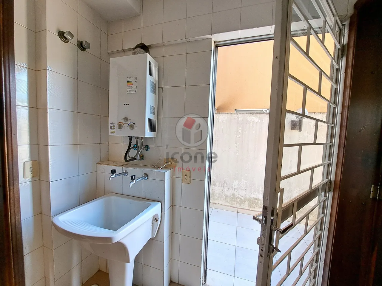 Apartamento sem mobília com 3 quartos e 3 banheiros — photo 15