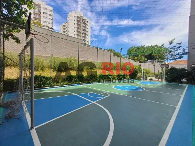 3-bedroom rental apartment with balcony and views — photo 21