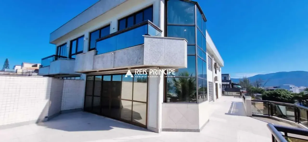 Furnished apartment with 3 bedrooms and 5 bathrooms — photo 14