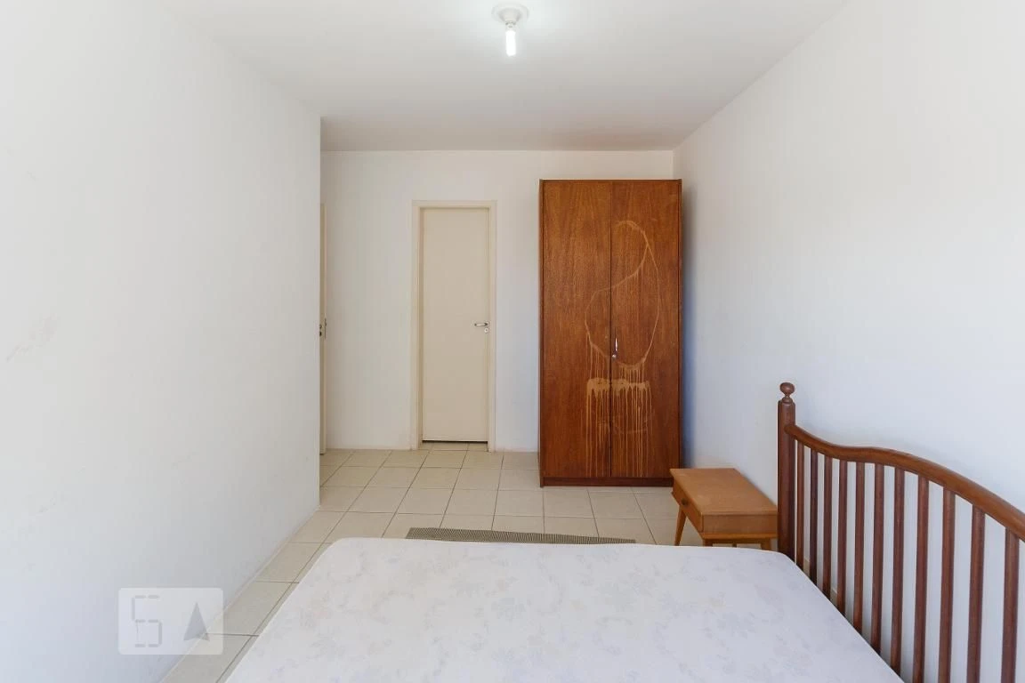 Furnished 3-bedroom apartment with private BBQ — photo 9