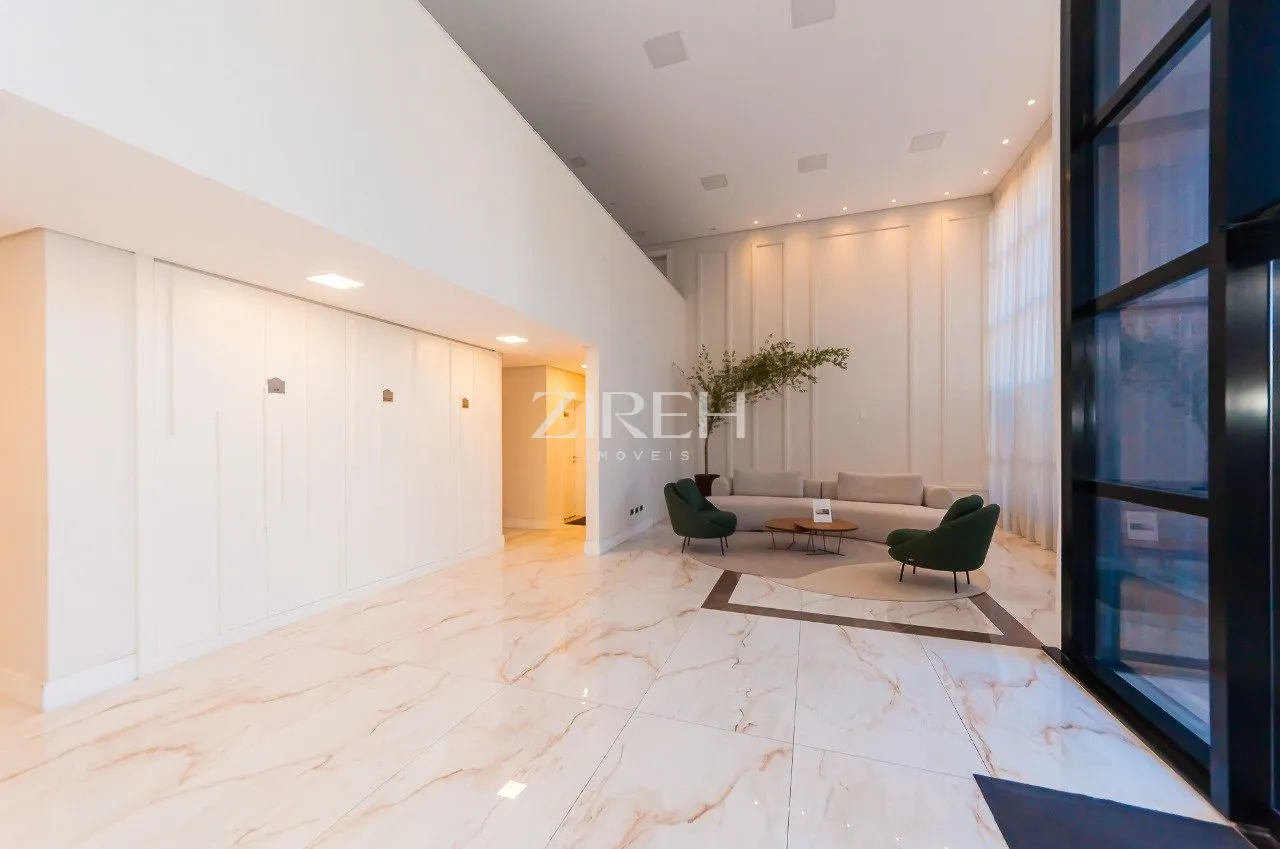 3-bedroom apartment in a building with a gym — photo 21