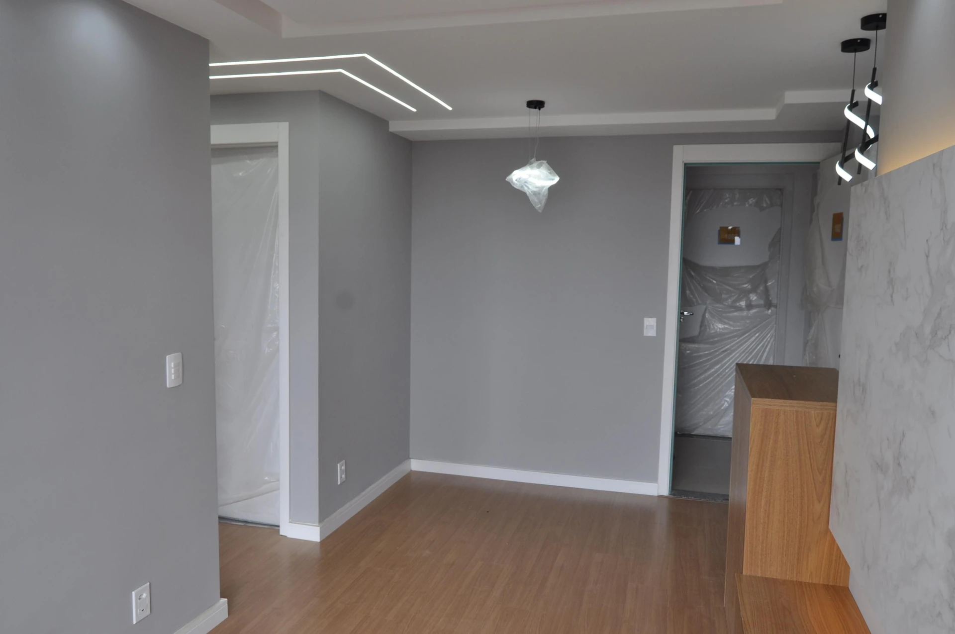 Apartamento sem mobília com 2 quartos e suíte — photo 17