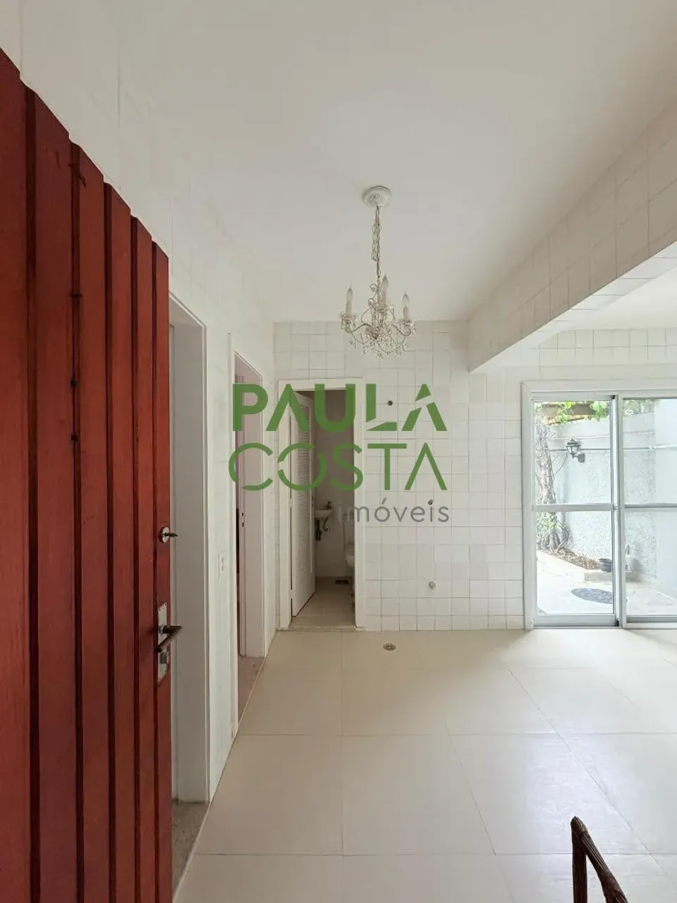 Casa sem mobília com 5 quartos, 5 banheiros e 638 m² — photo 18