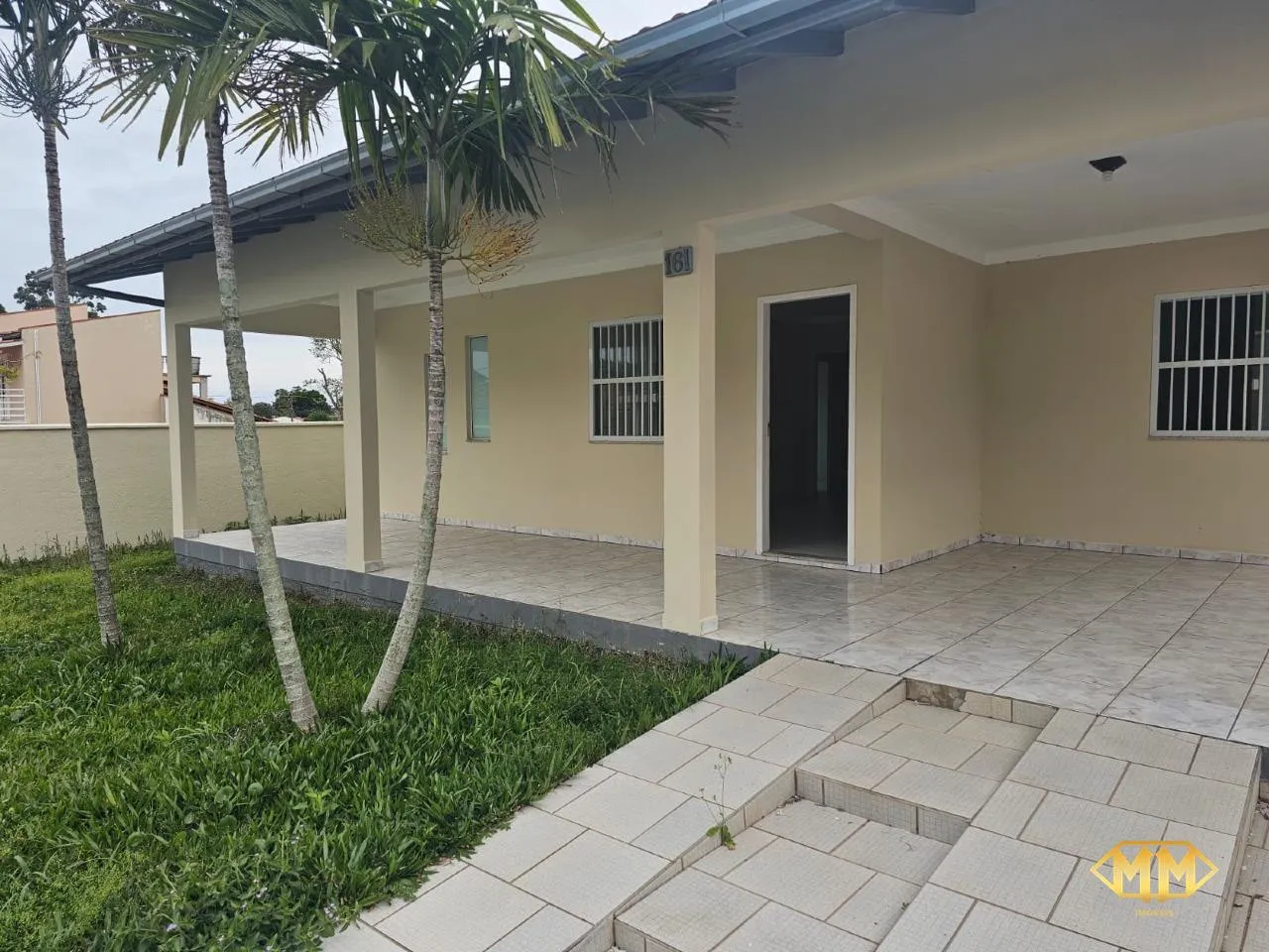 3-bedroom house with a grill on the balcony in Florianópolis — photo 6