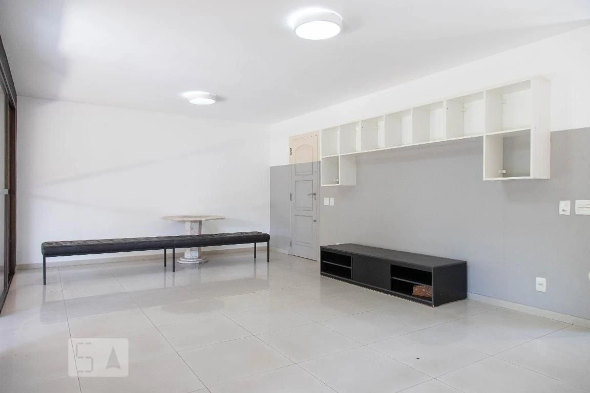 3-bedroom apartment with 3 bathrooms and 2 parking spaces — photo 26
