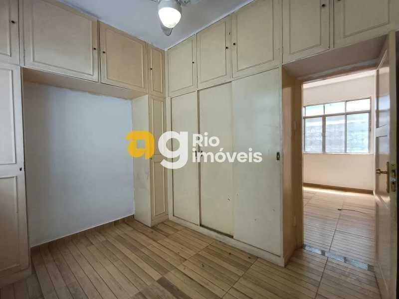 Departamento de 1 dormitorio con piso de madera o laminado — photo 3