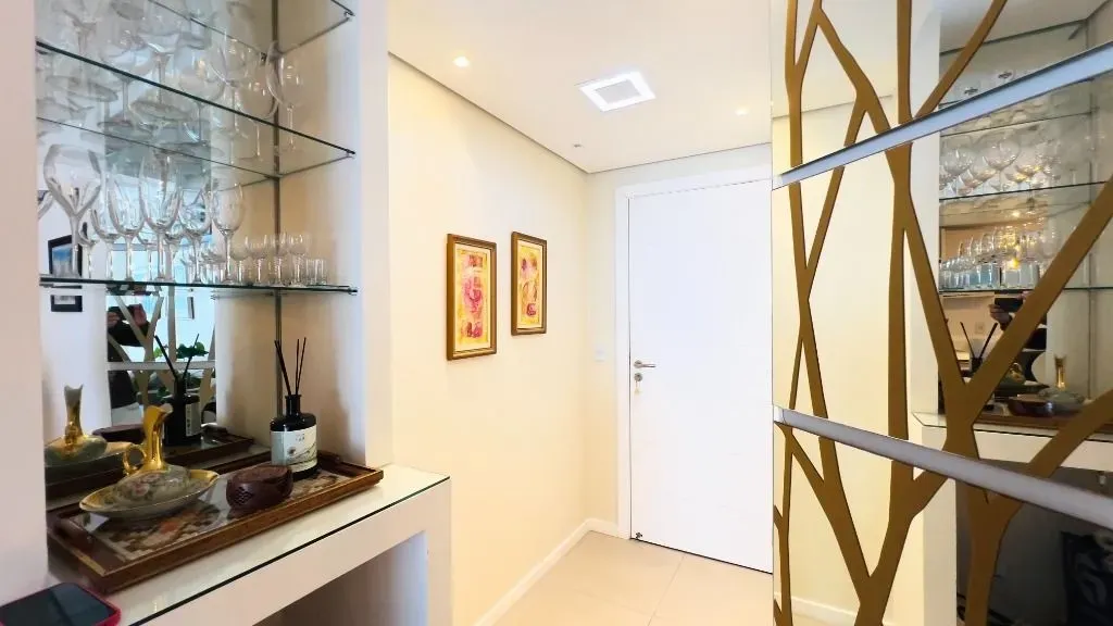 Apartamento no 4º andar com varanda envidraçada — photo 28