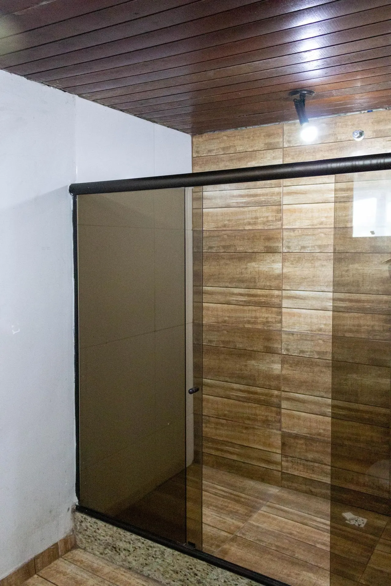 Casa de 3 dormitorios con bañera — photo 42