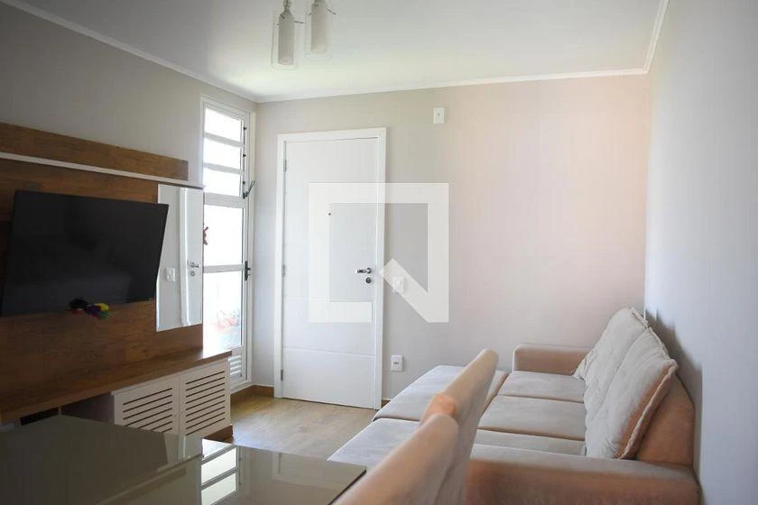 2-bedroom apartment with a washing machine in Curitiba