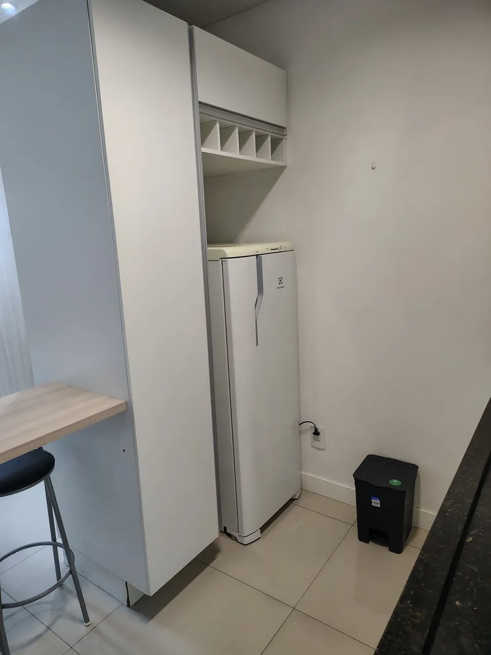 Apartamento mobiliado de 1 quarto com cozinha aberta — photo 4