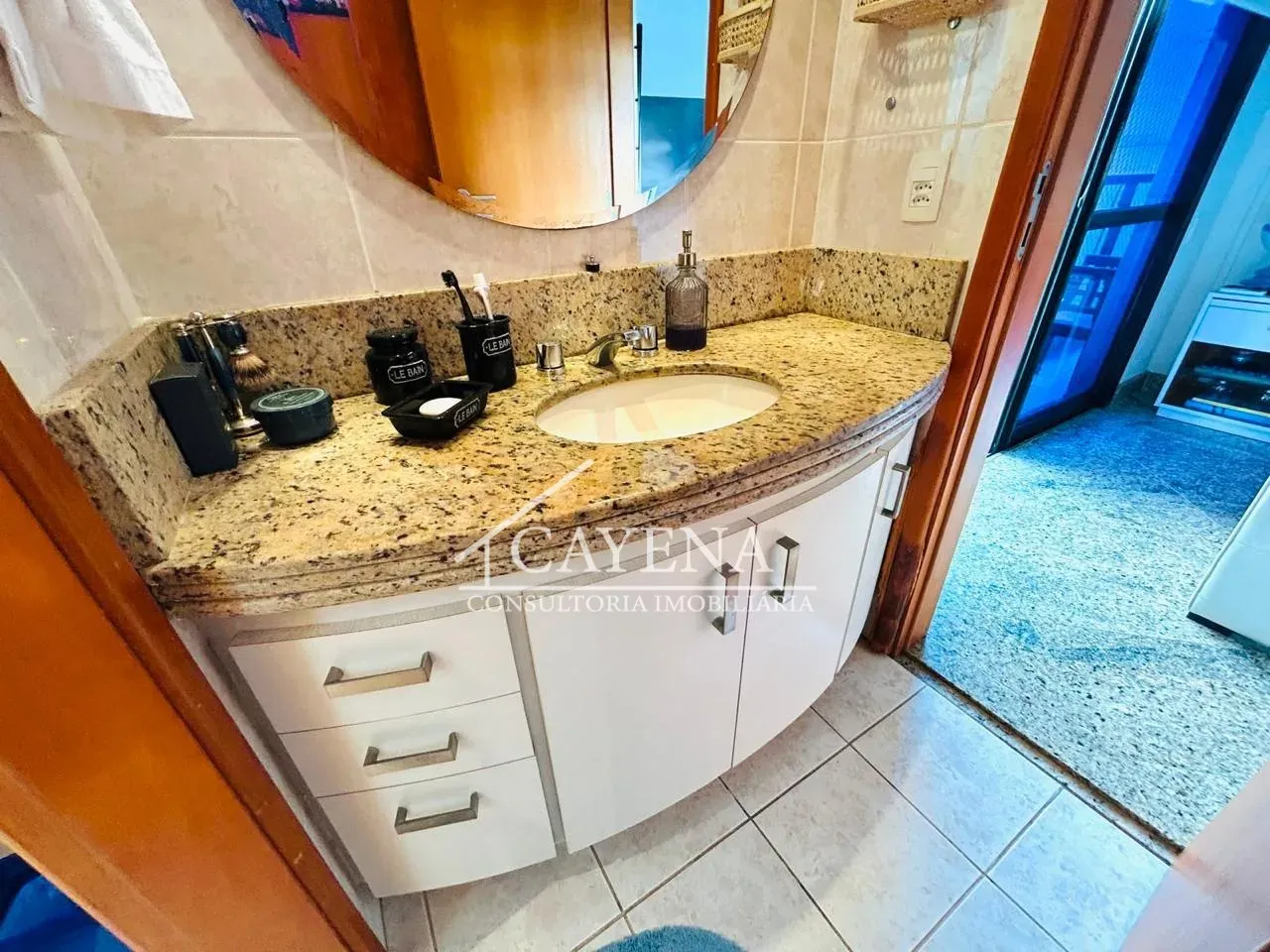 4-bedroom apartment with a dishwasher — photo 39