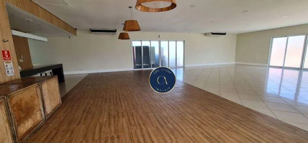 House with 6 bedrooms and 7 bathrooms, 484 m² — photo 50