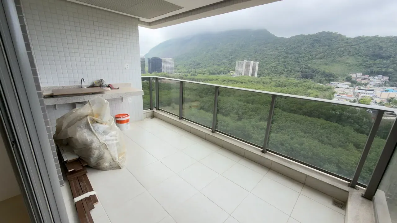 2-bedroom apartment with a mountain view in Rio de Janeiro — photo 8