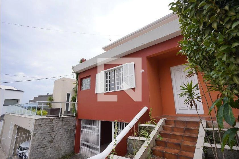 House with 7 bedrooms and 3 en-suites at 350 m² — photo 22