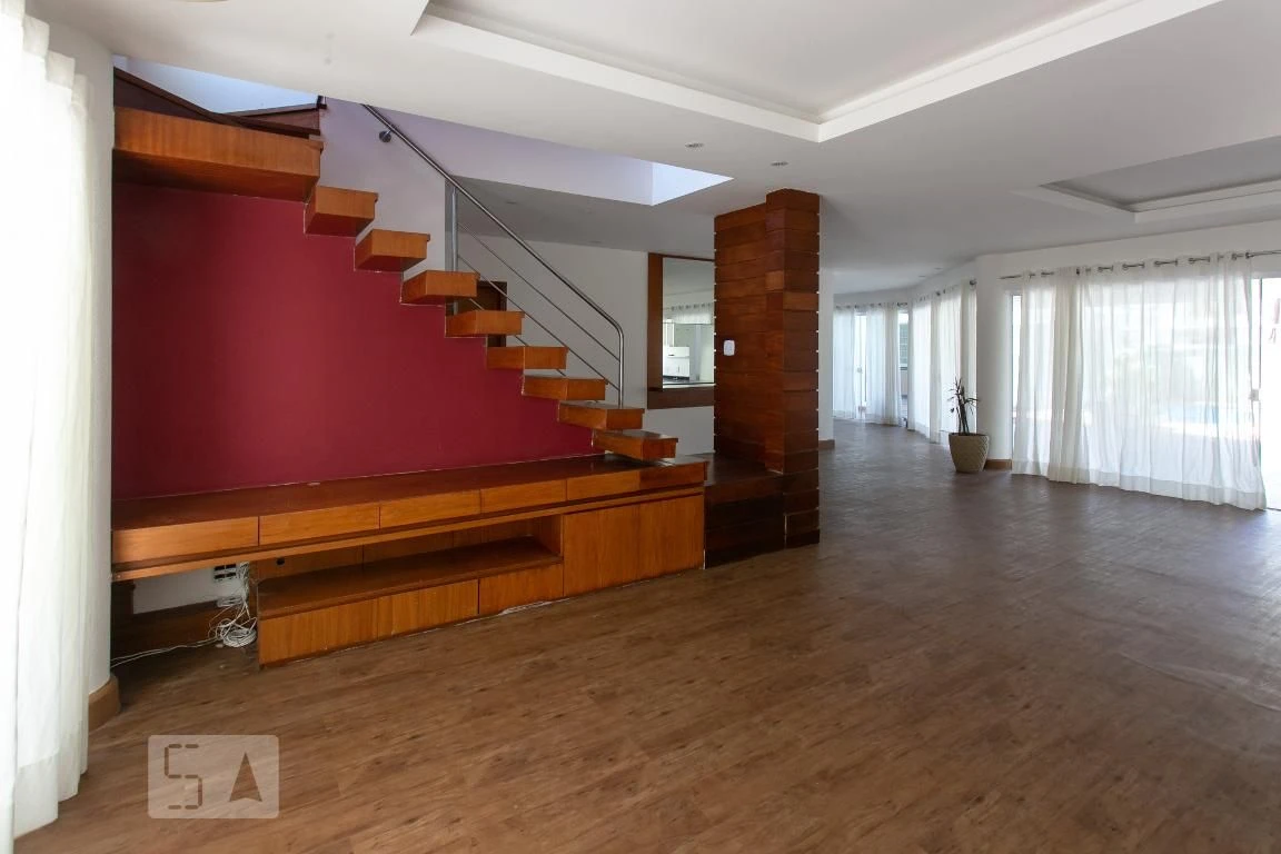 Unfurnished house with 5 en-suite bedrooms and private garden — photo 6