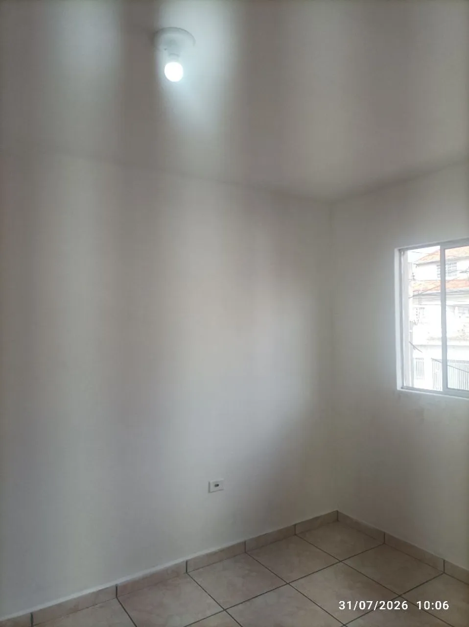 2-bedroom house with glass shower enclosure, no parking — photo 19
