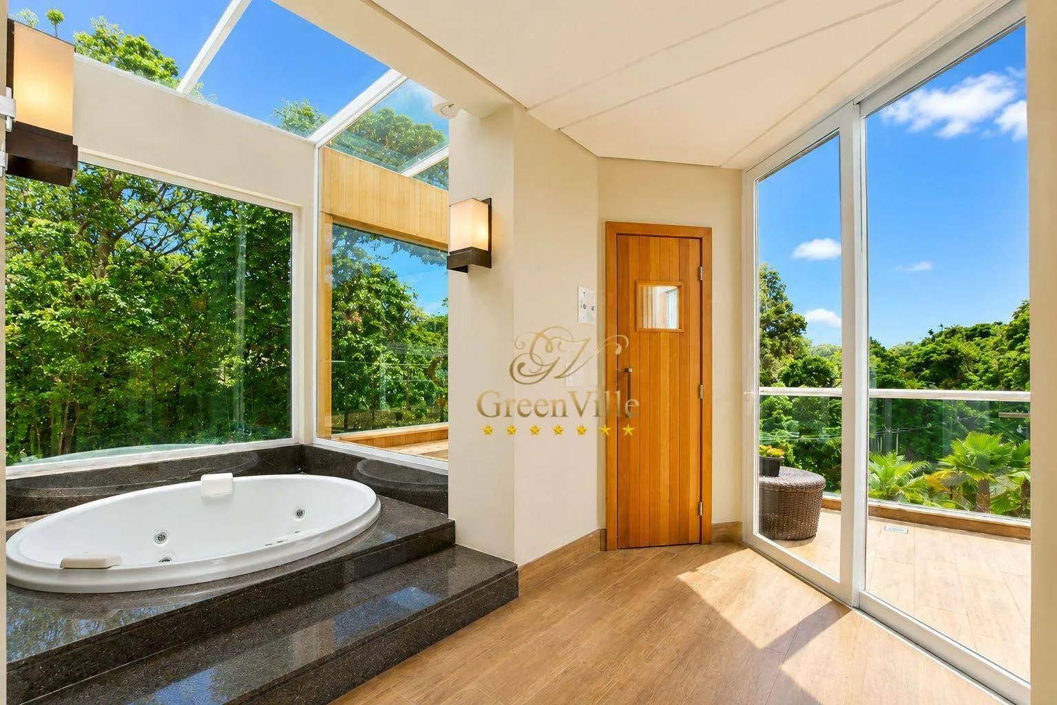 House with 4 en-suite bedrooms and private BBQ — photo 50