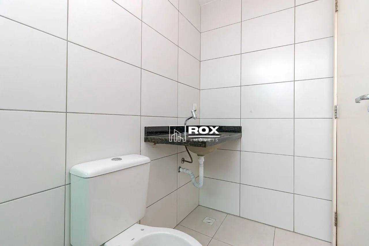 Unfurnished apartment with 2 bedrooms and 99 m² — photo 10