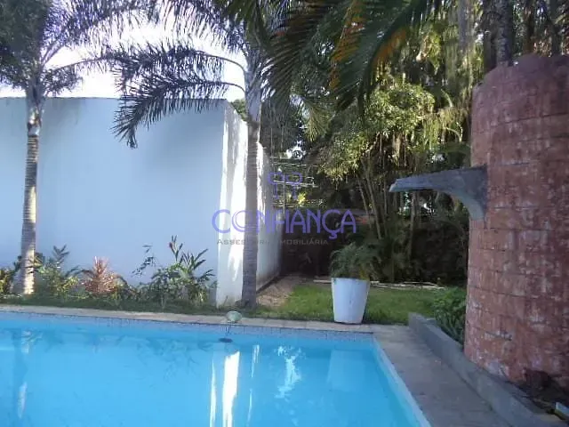 Casa com 4 quartos, 295 m² construídos e piscina — photo 9