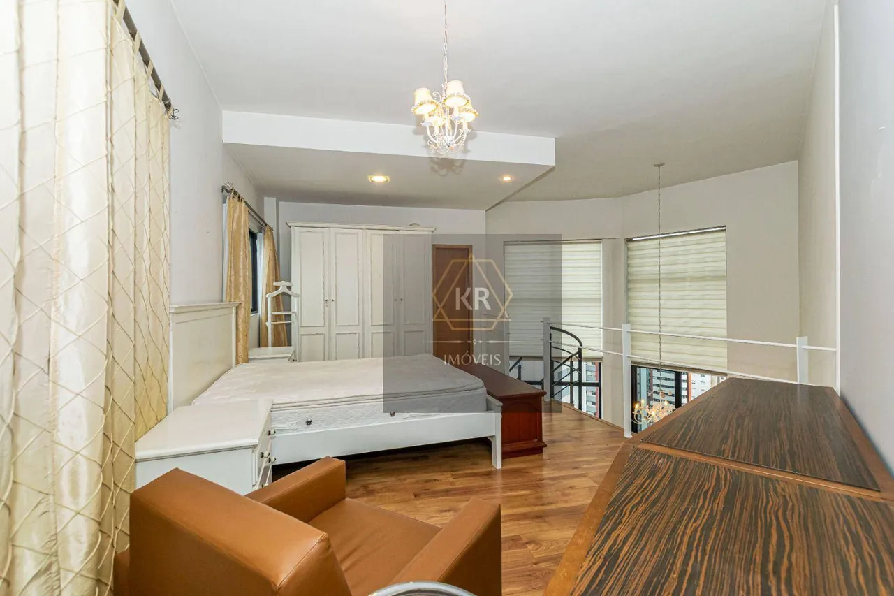 140 m² furnished loft with 1 suite and 2 parking spots — photo 14