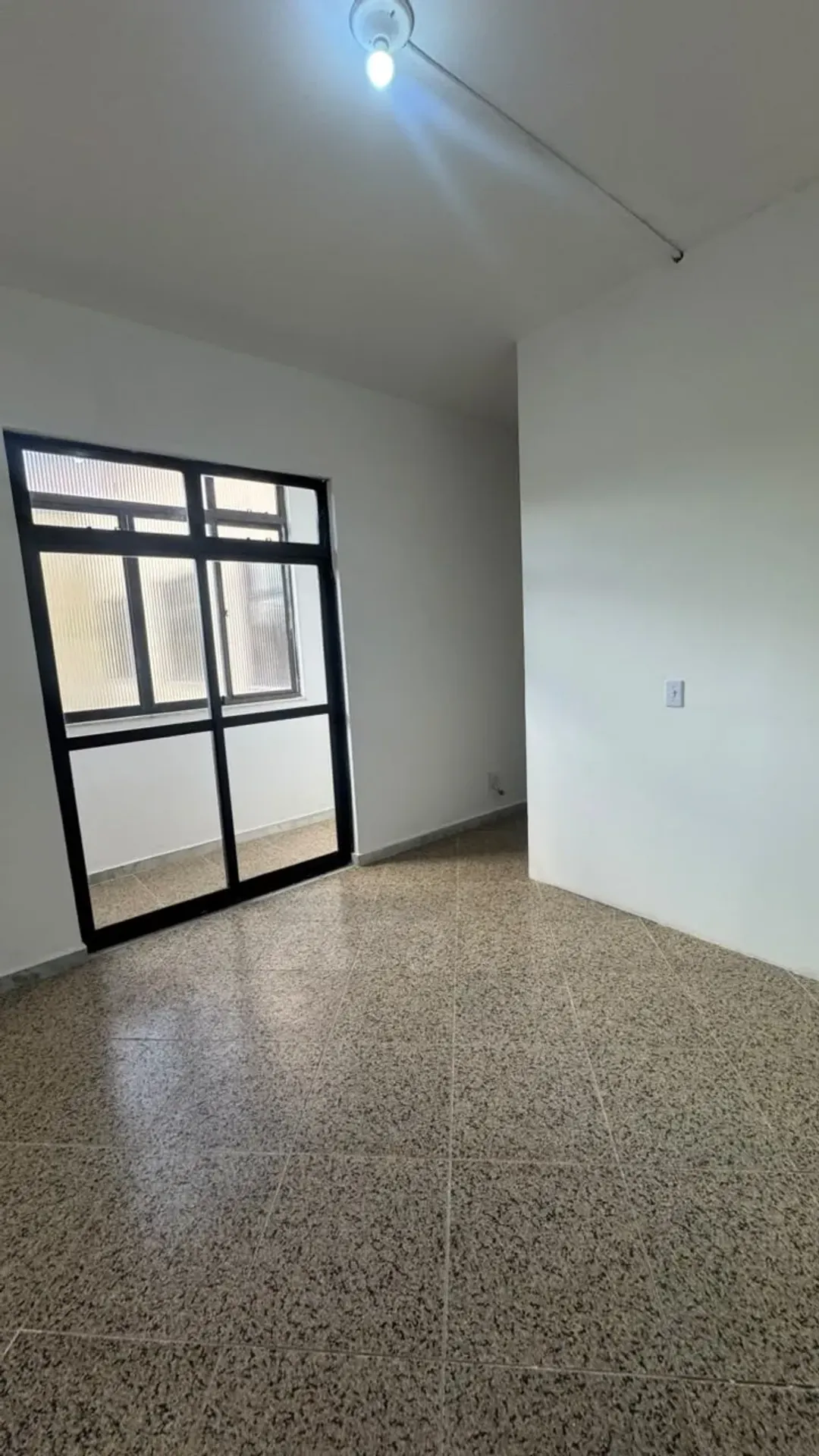 3-bedroom apartment on the 3rd floor with private garden