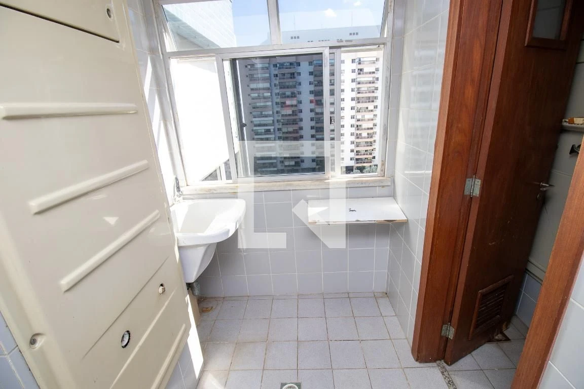 Apartamento sem mobília com 1 quarto e 2 banheiros — photo 39