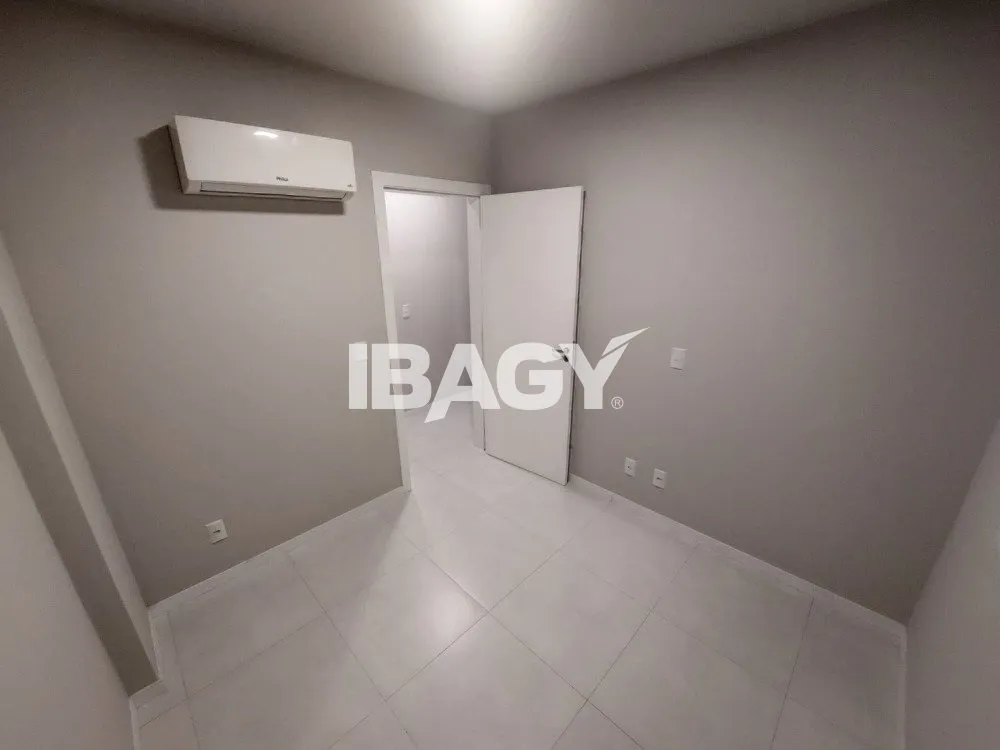 3-bedroom apartment with a grill on the balcony — photo 15