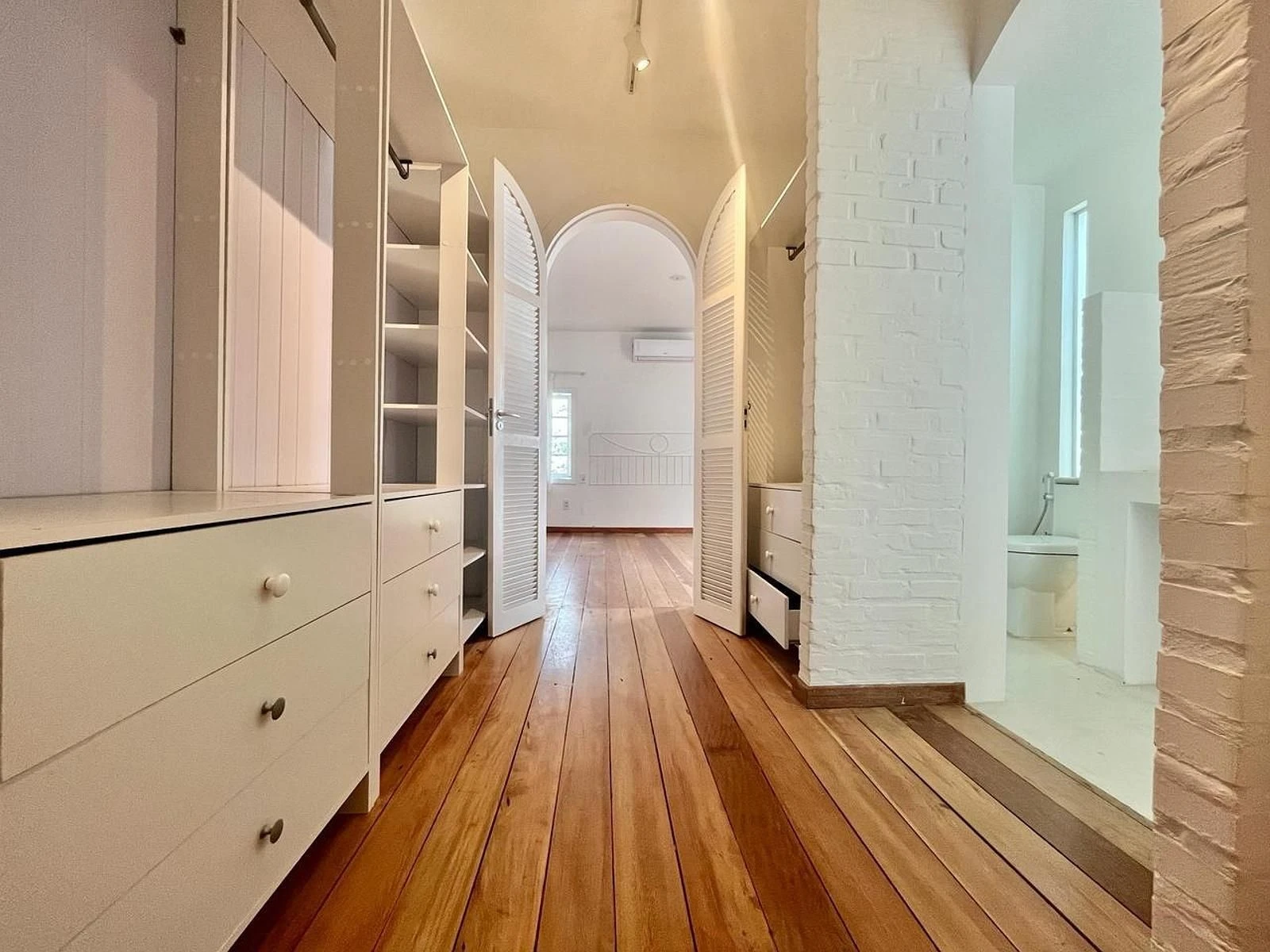 Casa de 3 dormitorios con vestidor en Florianópolis — photo 37