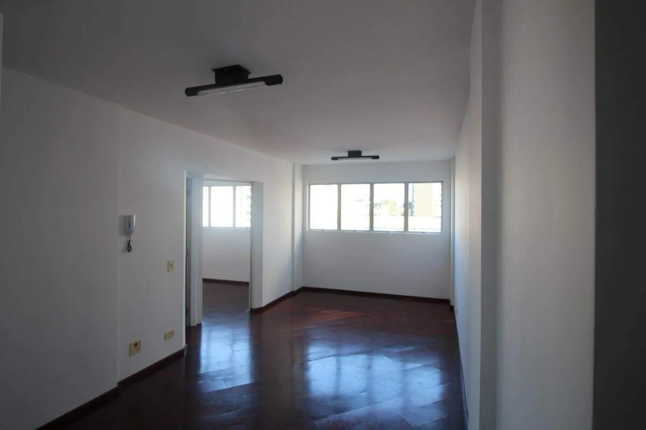 Apartment, 48 m², with wood or laminate floors