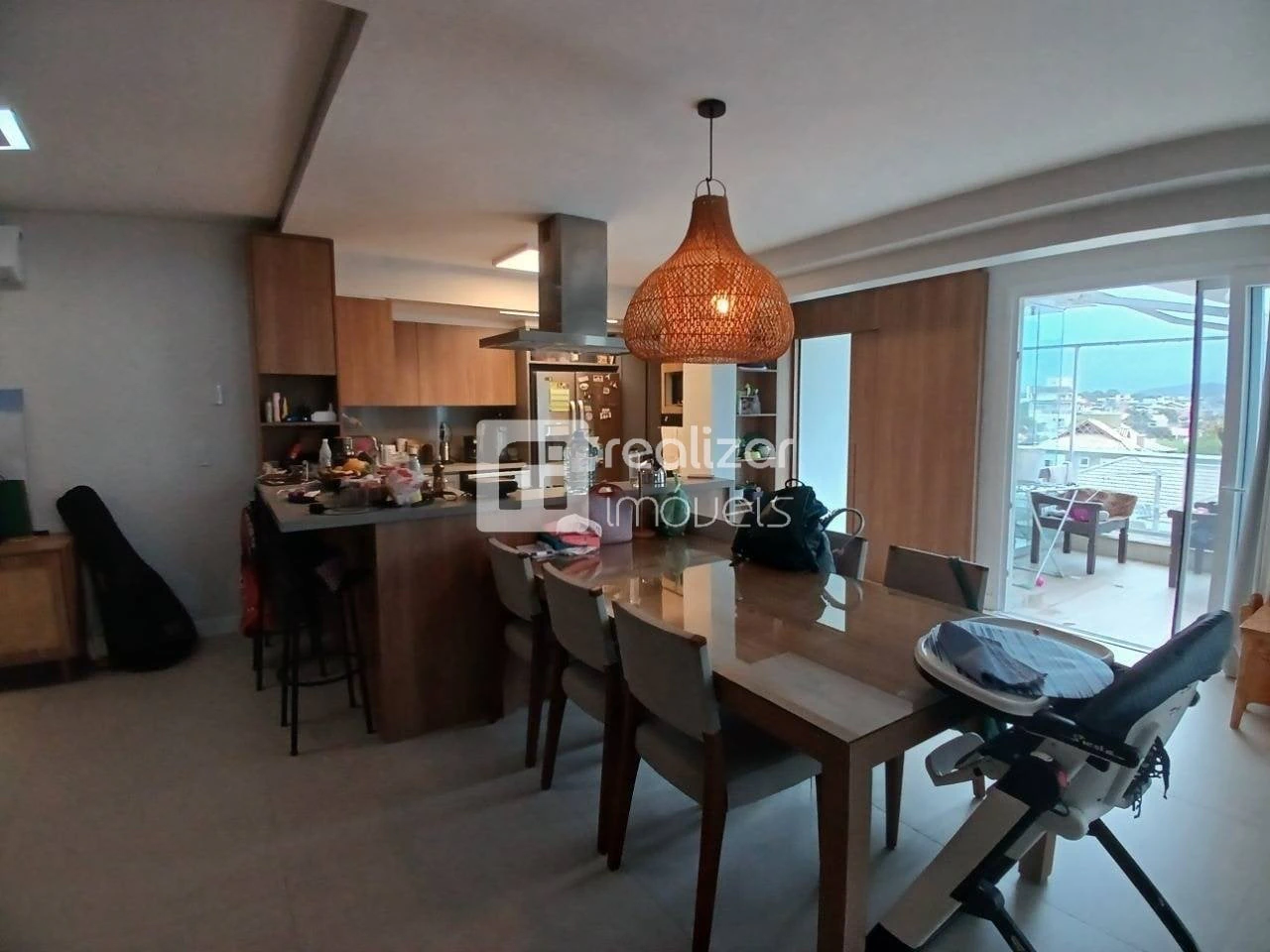 Furnished apartment, 228 m², with floor-to-ceiling windows — photo 2