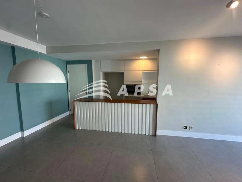 Apartamento de 3 quartos com cozinha americana e varanda — photo 13