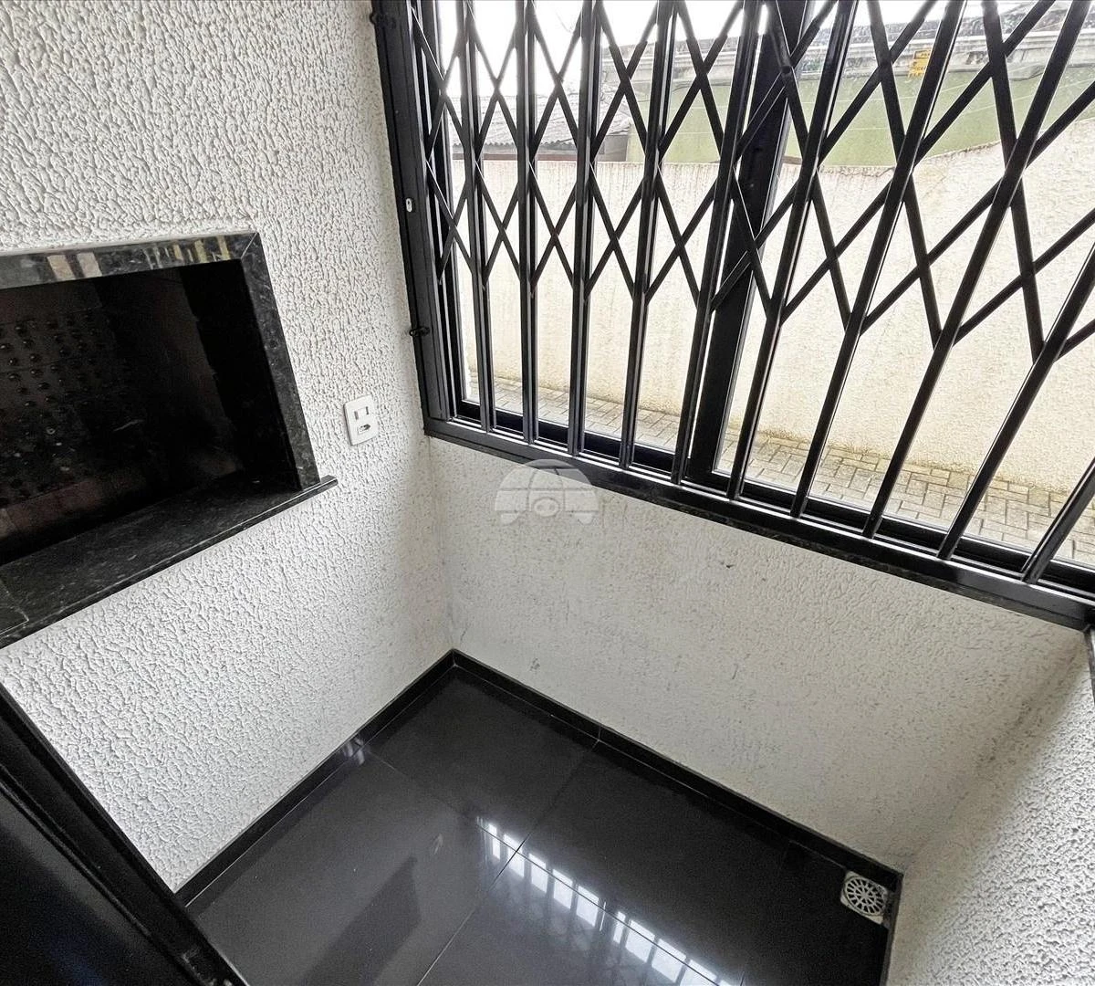 Apartment, 46 m², with wood or laminate floors — photo 15