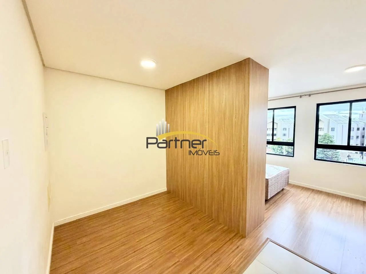 Studio no 4º andar com janelas do piso ao teto — photo 41