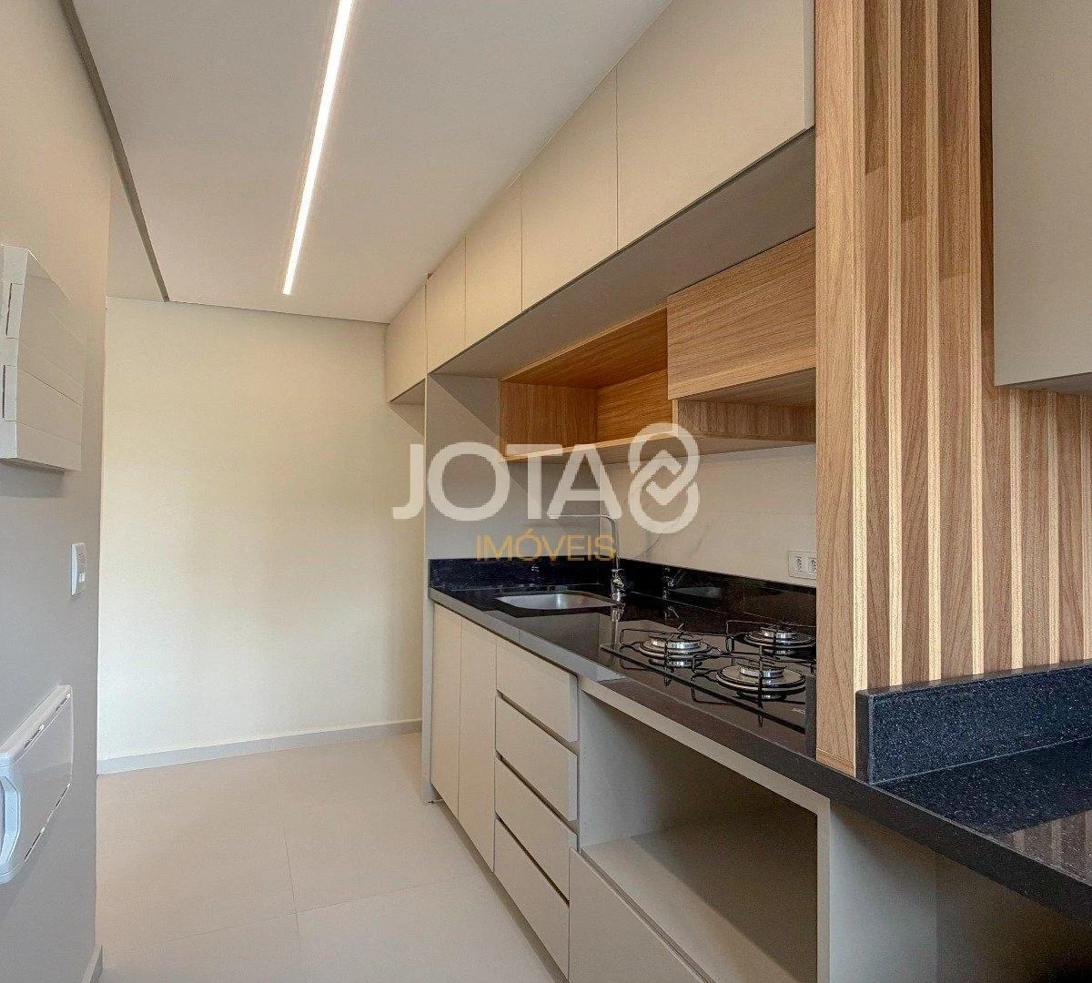Furnished apartment with 1 parking spot and open-plan kitchen — photo 14