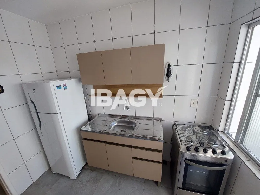 Apartamento amueblado con 2 dormitorios y cocina a gas — photo 6