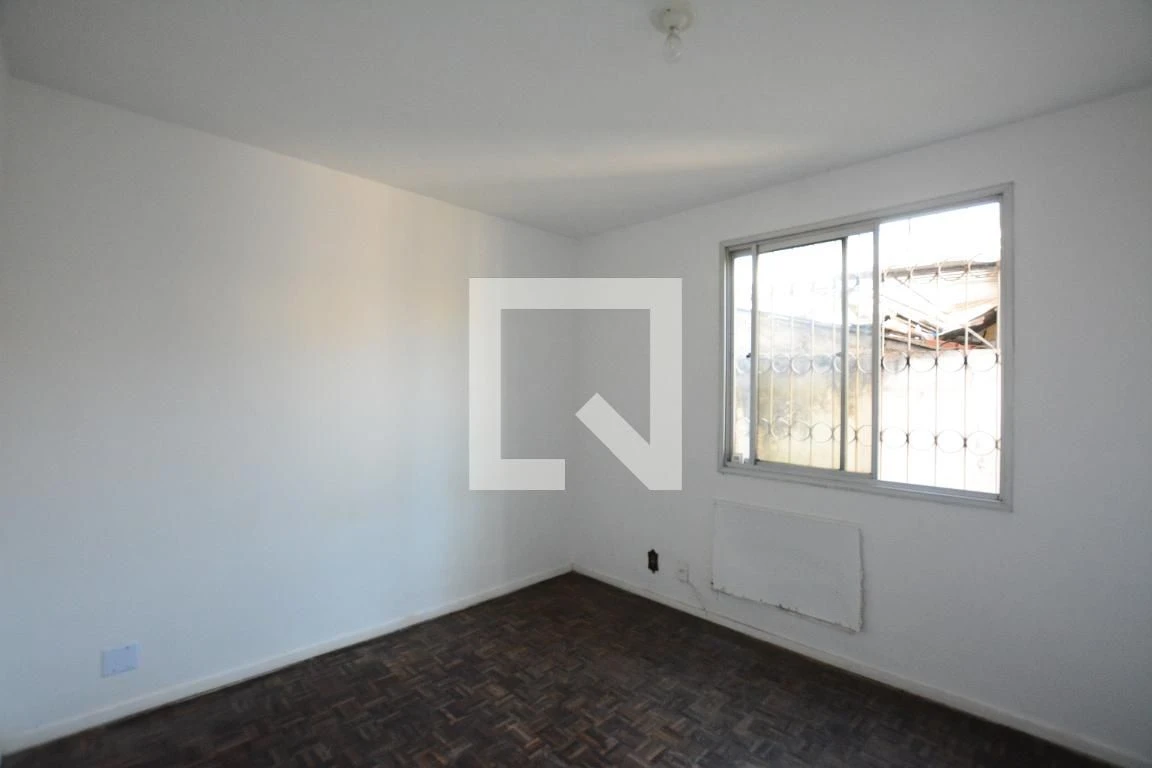 3-bedroom apartment with a private BBQ area — photo 30