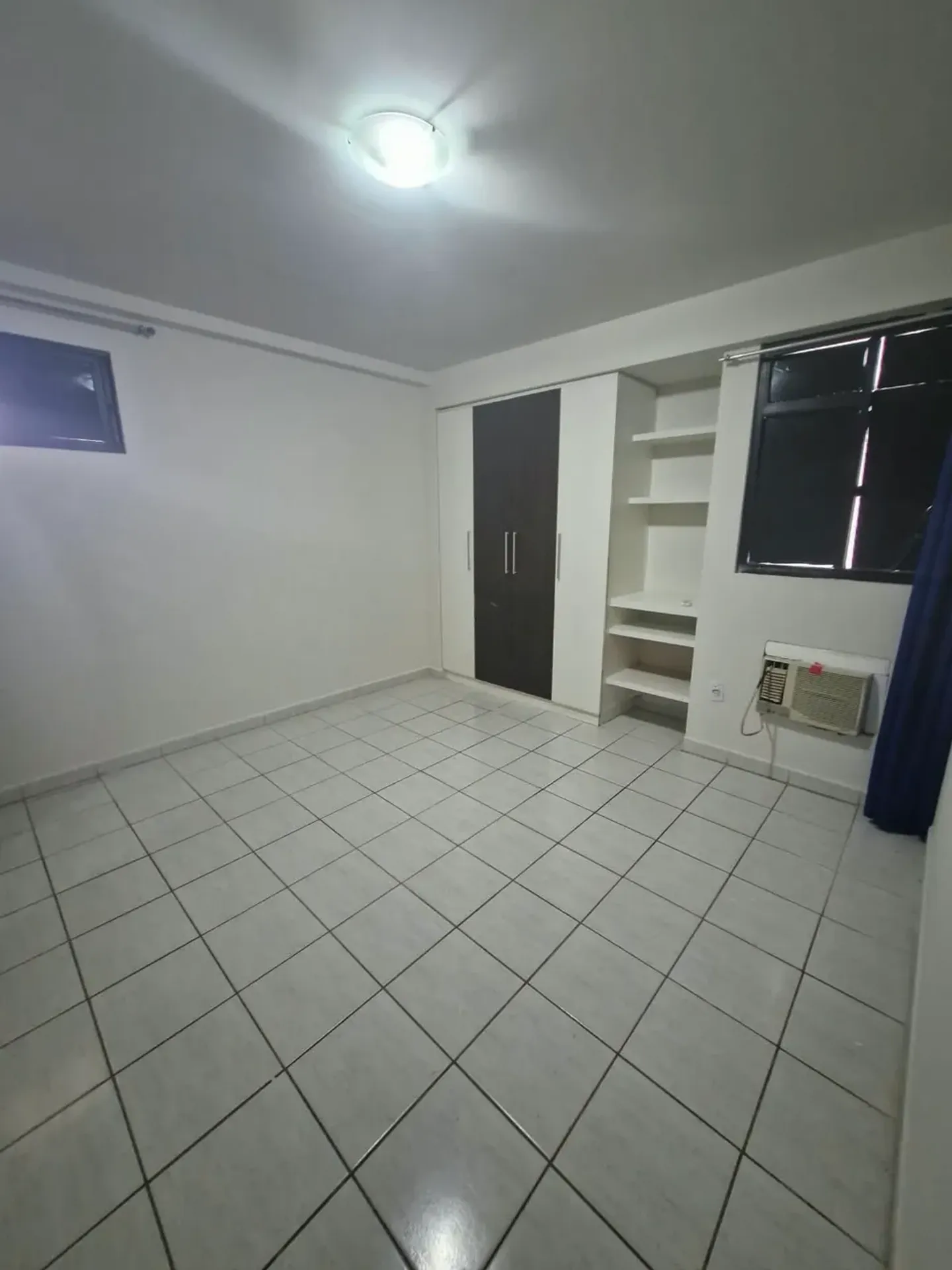 3-bedroom apartment in a building with a pool — photo 3