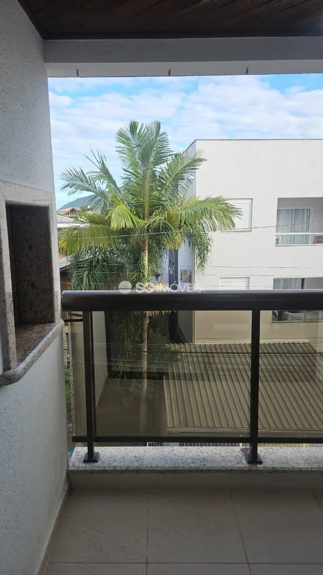 Furnished 1-bedroom apartment with 45 m² and parking space — photo 16