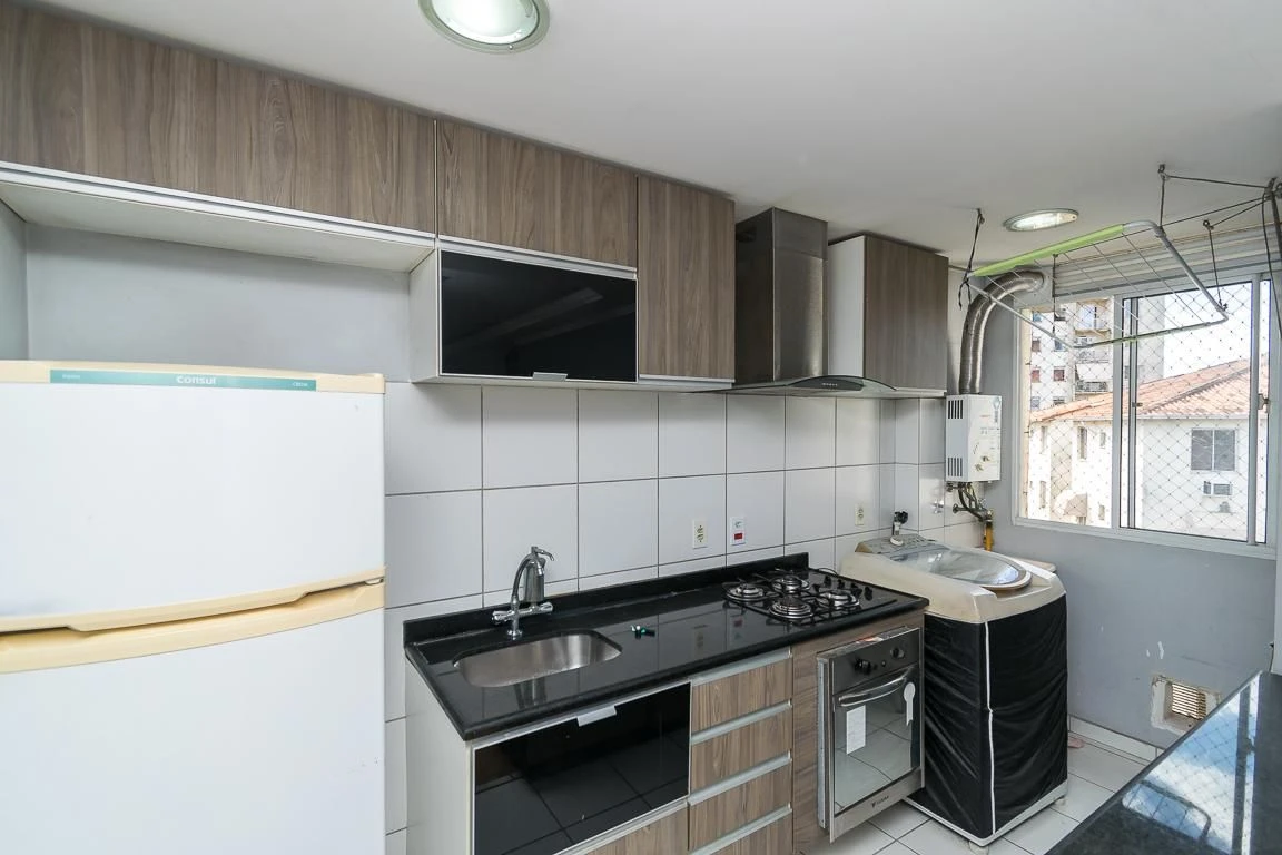 Apartamento amueblado con 2 dormitorios y balcón — photo 11