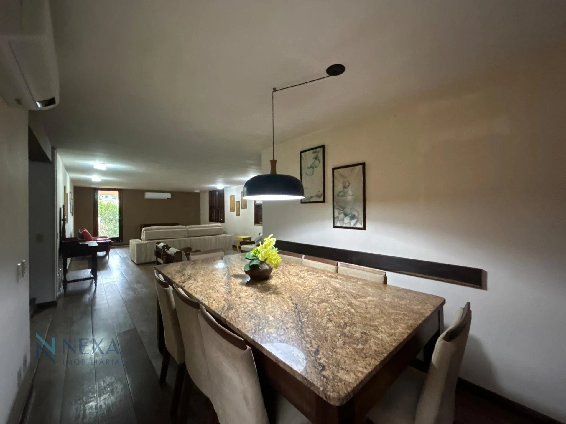 House with 5 bedrooms and 499 m², 2 en-suites — photo 29
