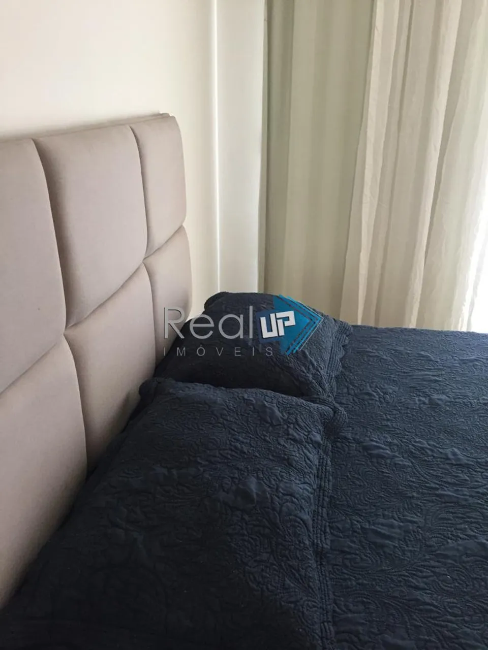 Furnished 2-bedroom apartment with balcony — photo 6
