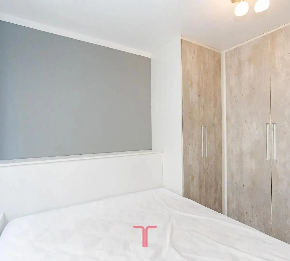 Furnished apartment, 47 m², with a walk-in closet — photo 3