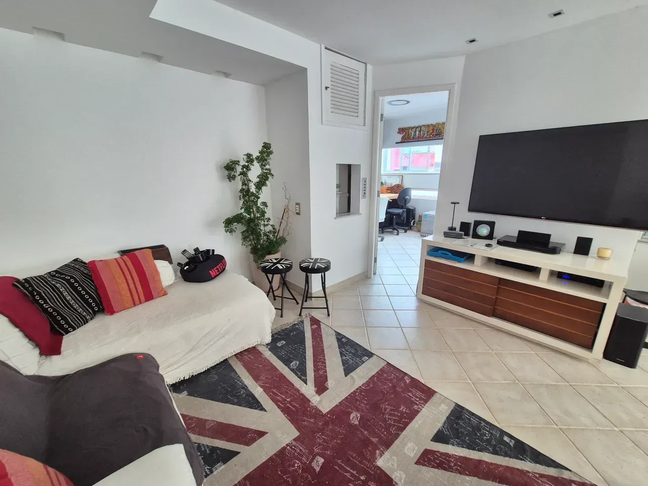 Квартира 180 м² з 3 спальнями та 3 ванними — photo 9