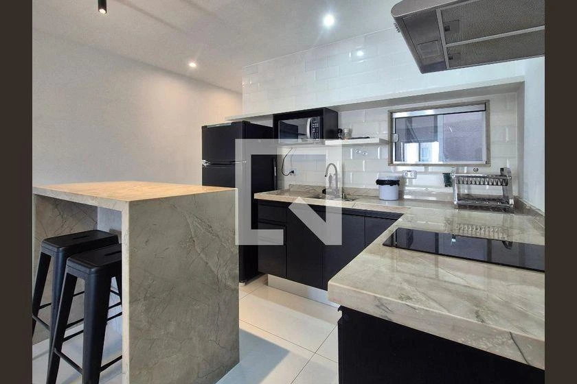 Furnished 45 m² studio with 1 bedroom and balcony — photo 8