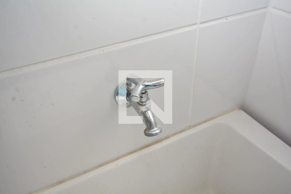 Washing machine in a one-bedroom apartment, 33 m² — photo 90
