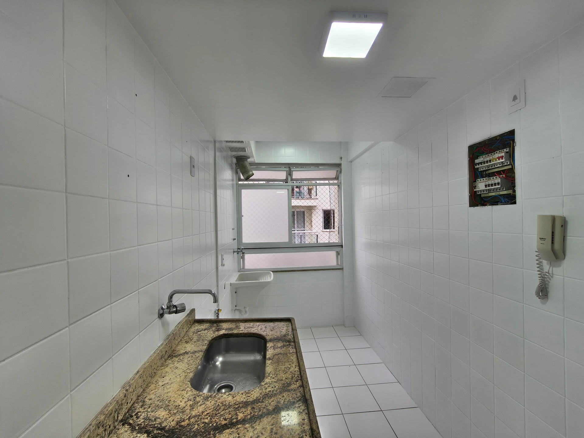 Home office in a 2-bedroom apartment, 57 m² — photo 14