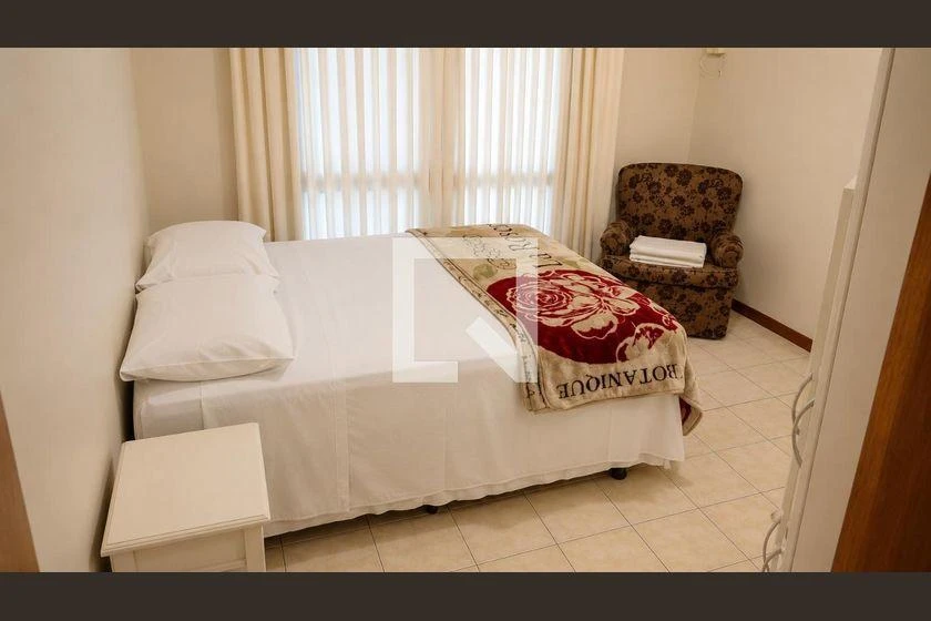 Облаштований будинок з 4 спальнями та 320 м² — photo 31