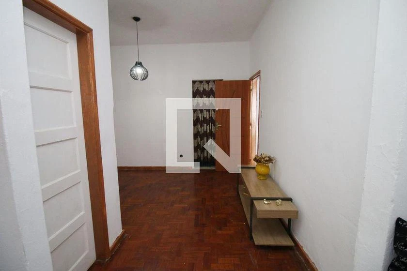 1-bedroom apartment with a separate, closed kitchen — photo 11