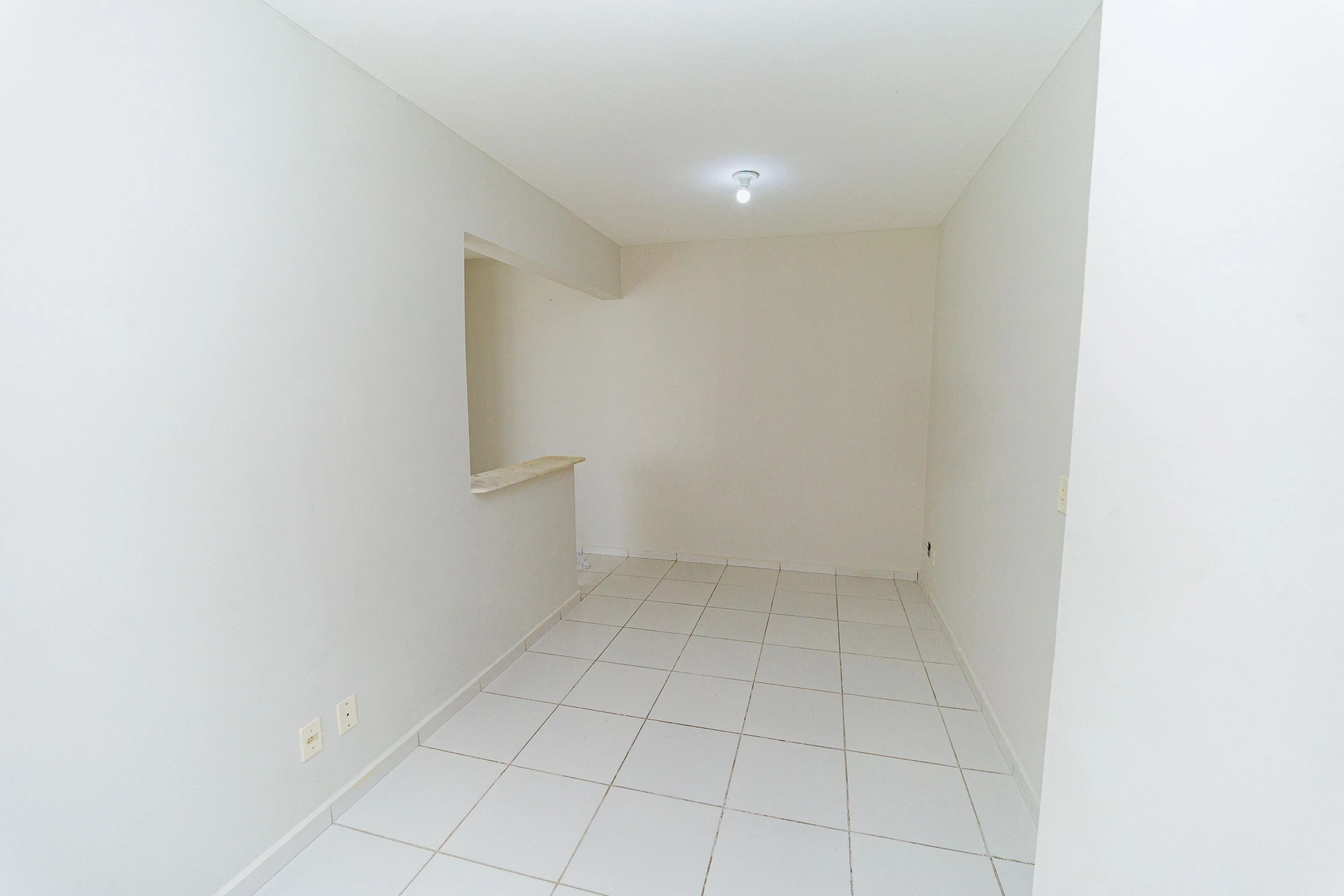 Apartamento de 2 quartos em condomínio com piscina — photo 15